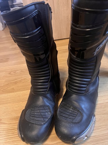Motorradstiefel